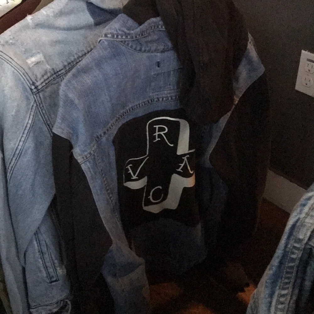 Jacket - Picture 4 of 4